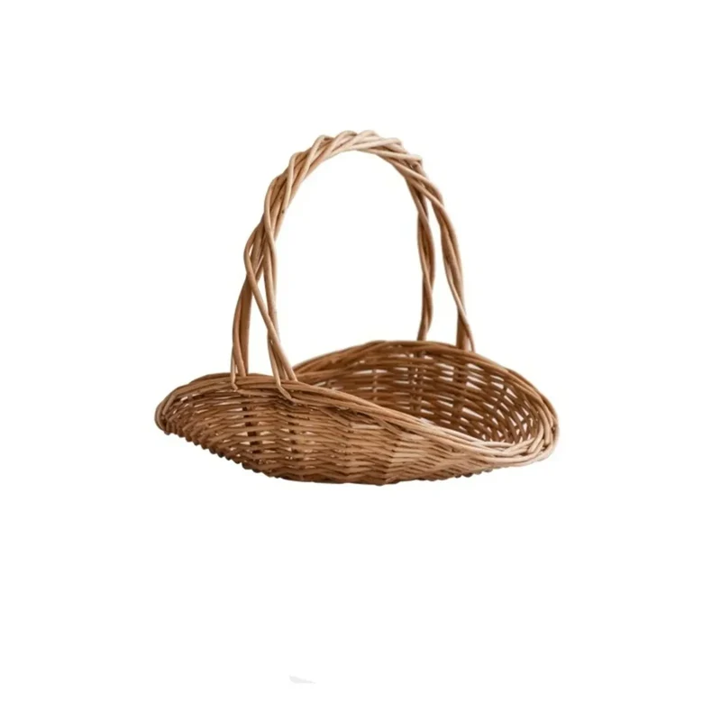 Panier en rotin tressé à la main