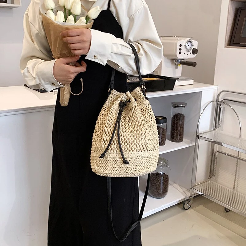 Sac seau paille blanche