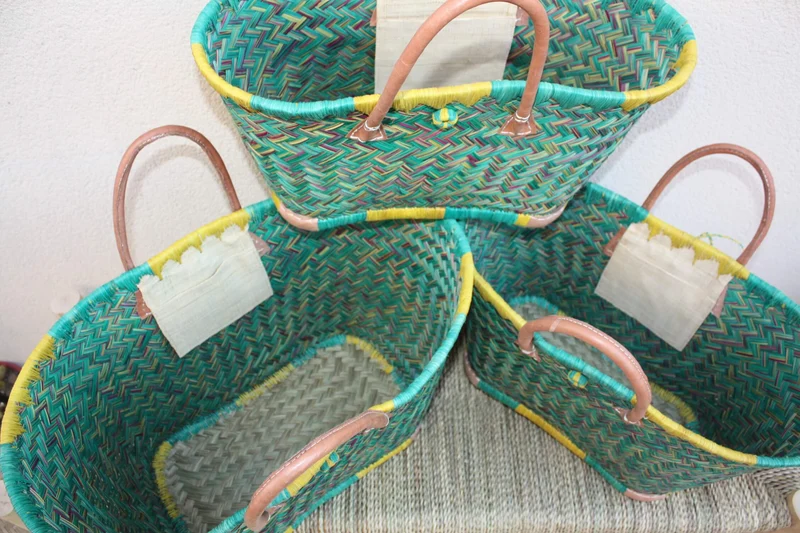 Panier de courses de Madagascar - Turquoise & Jaune - Sac Cabas tressé Artisanal osier rotin paille - 3 tailles au choix -