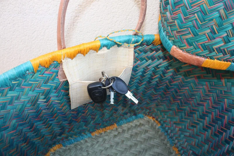 Panier à courses de Madagascar - Cabas Turquoise & Orange - Sac tressé Artisanal - 3 tailles au choix -