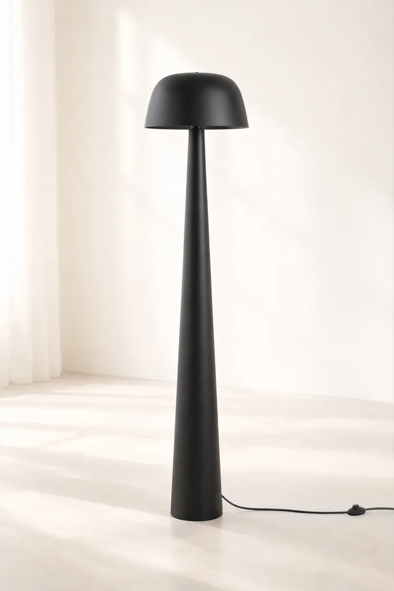 Kalysta - Lampadaire en métal noir mat
