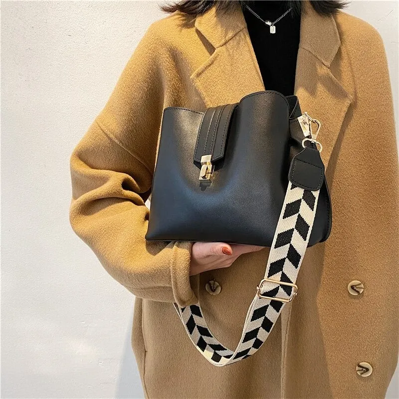 sac seau sangle Noir