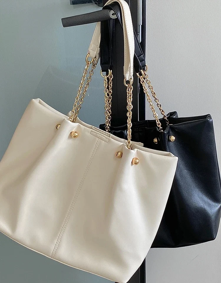 sac à main seau blanc