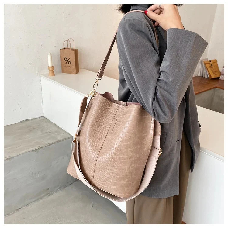 Sac Seau croco beige