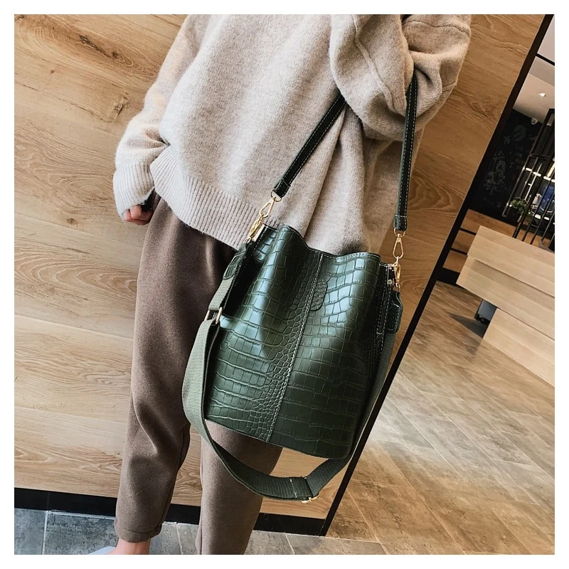 Sac Seau croco vert