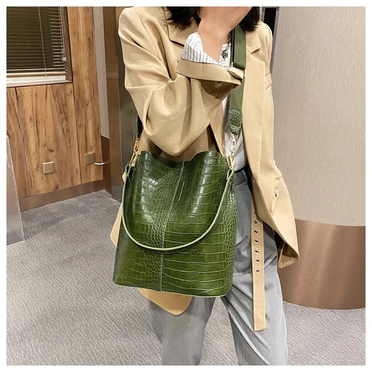 Sac Seau croco vert