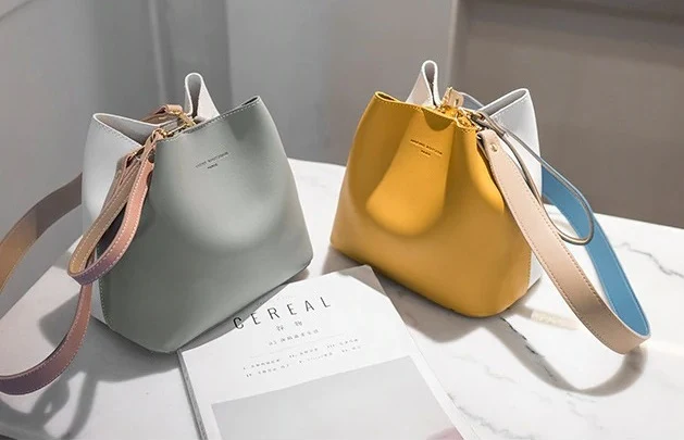Sac seau triangle jaune