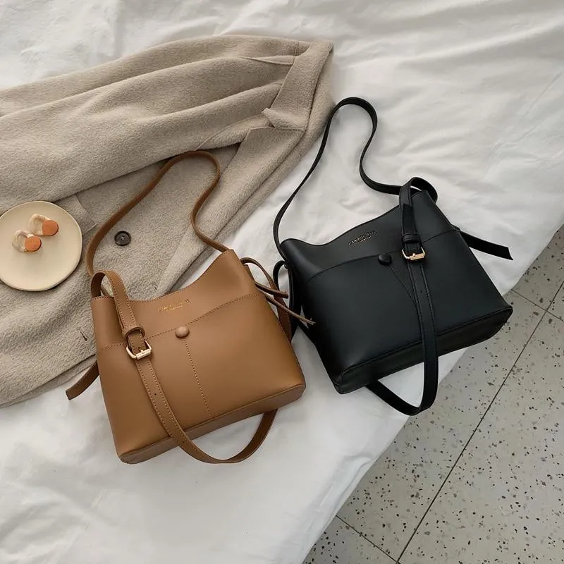 Sac noir avec poches