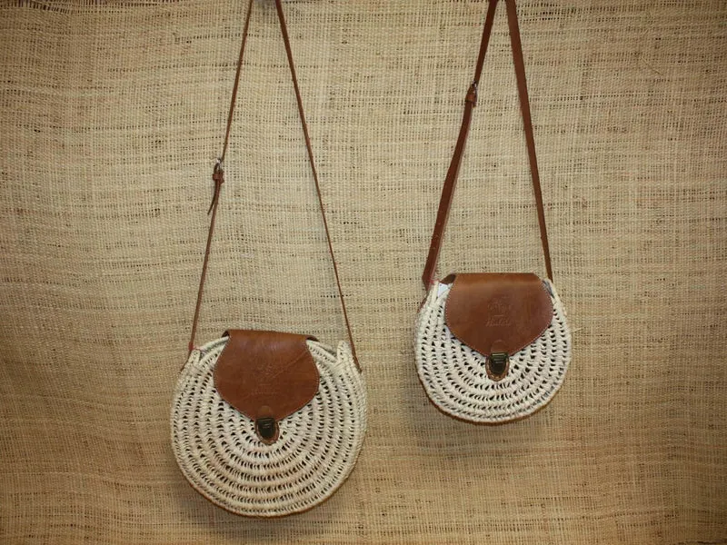 SUPERBE Sac bandoulière valisette osier rond sac femme paille palmier cuir clip