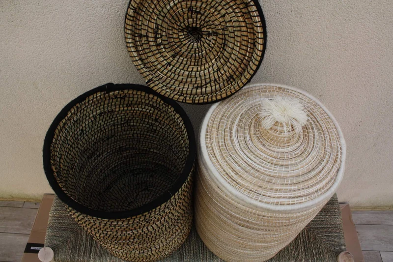 Grand Panier à Linge Rond en Osier Décoration Marocaine - Naturel et Noir ou Blanc