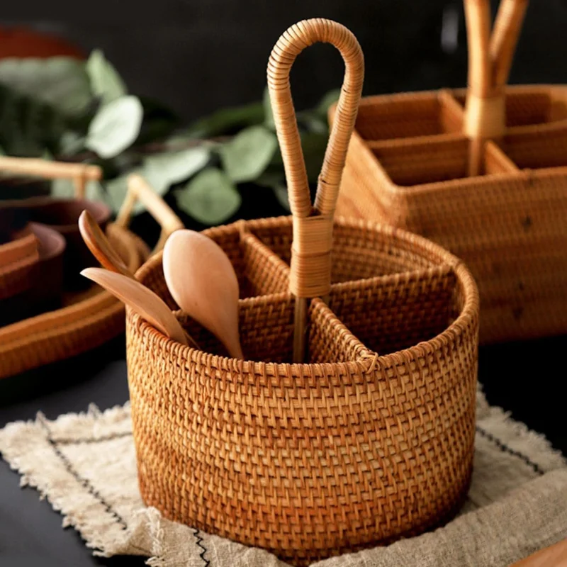 Panier à Couverts en Rotin