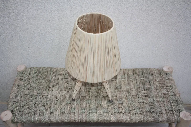 Grande Lampe de Chevet RAPHIA Trépied - osier rotin paille - Artisanale FAIT MAIN