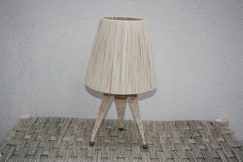 Grande Lampe de Chevet RAPHIA Trépied - osier rotin paille - Artisanale FAIT MAIN
