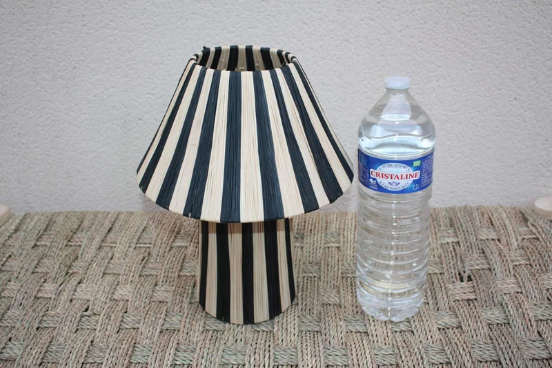 Lampe de Chevet RAPHIA Conique - osier rotin paille - Artisanale FAIT MAIN
