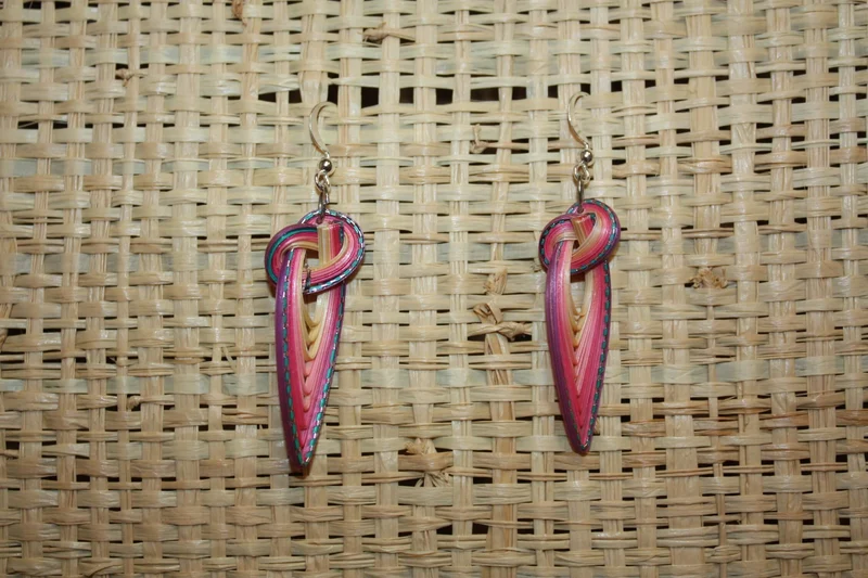 Boucles d'oreilles en Bambou - Artisanat Fait Main - Légères et colorées !