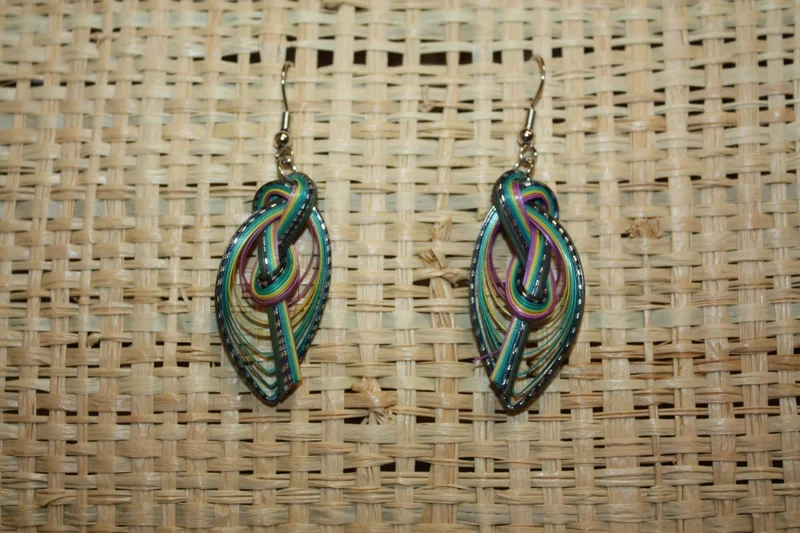 Boucles d'oreilles en Bambou - Artisanat Fait Main - Légères et colorées !