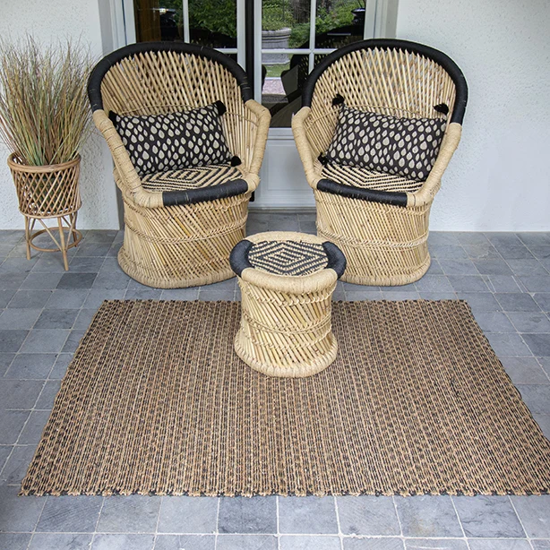 Phiphi - Tapis en osier naturel et noir 100x150 cm