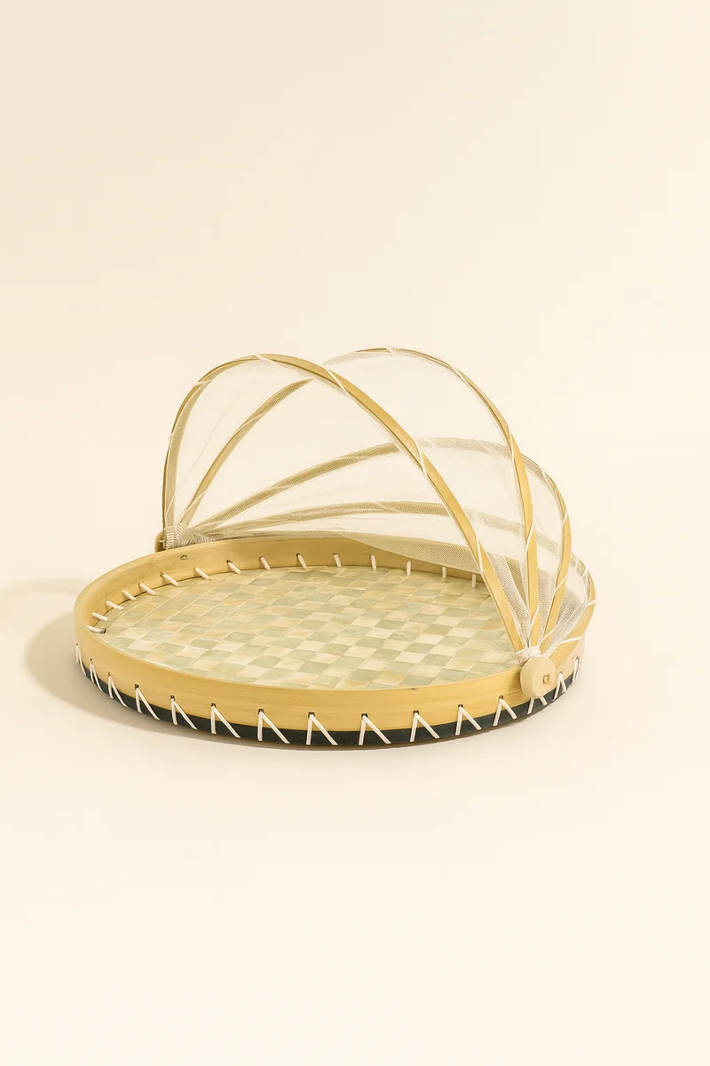 Zina - Plateau rond avec cloche en coquilles de Capiz nacré verte et bambou naturel