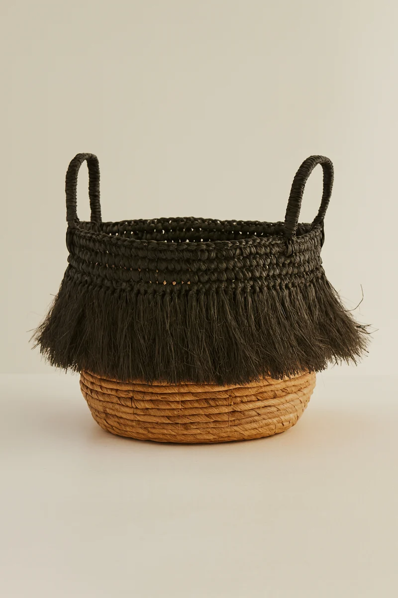 Zalo - Panier en abaca avec franges noires