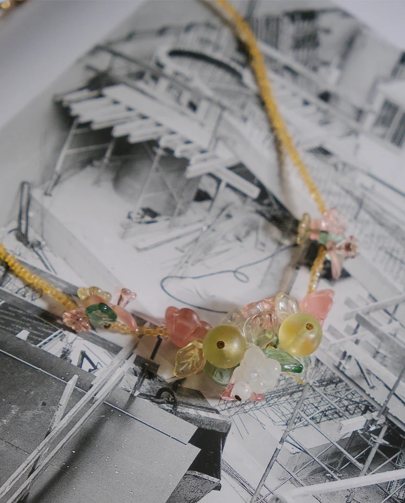 Collier en pâte de verre
