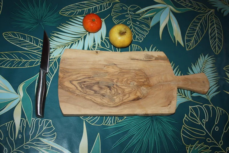 Planche à découper ARTISANALE en BOIS de NOYER - Plateau à Fromage, planchette apéro, dessous de plat ...