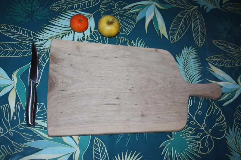 Planche à découper ARTISANALE en BOIS de NOYER - Plateau à Fromage, planchette apéro, dessous de plat ...