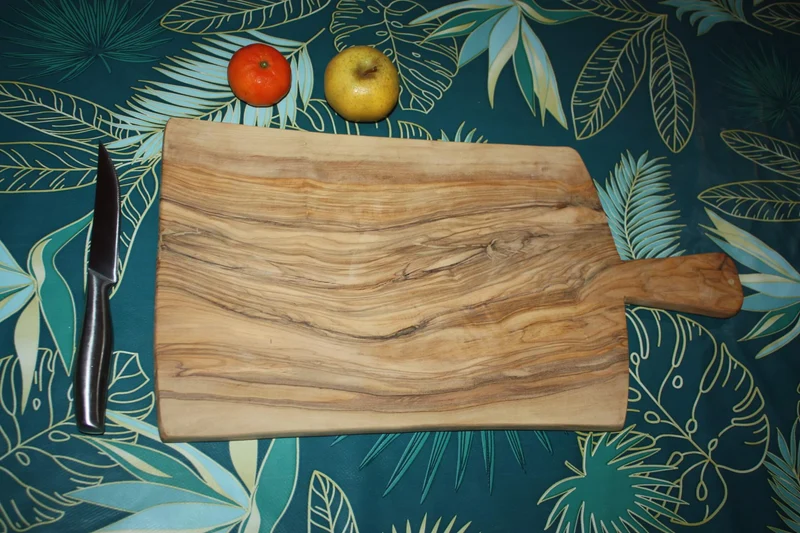 Planche à découper ARTISANALE en BOIS de NOYER - Plateau à Fromage, planchette apéro, dessous de plat ...