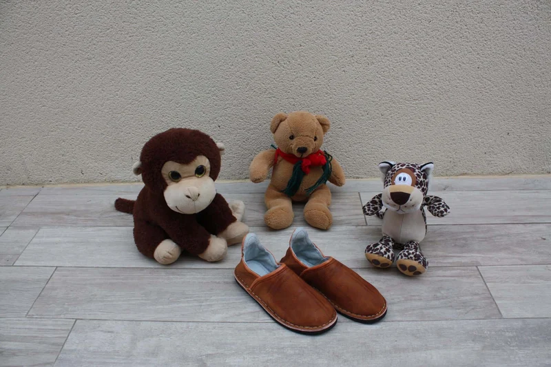 CHAUSSONS Babouches ENFANT en cuir - 4 COULEURS au choix - Du 23 au 35 - 100% Artisanal -