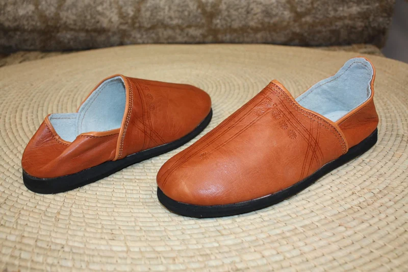 Babouches CUIR Camel SEMELLES en PNEUS - Talons pliables - Couture "cousu retourné" - Homme & Femme - Du 40 au 46