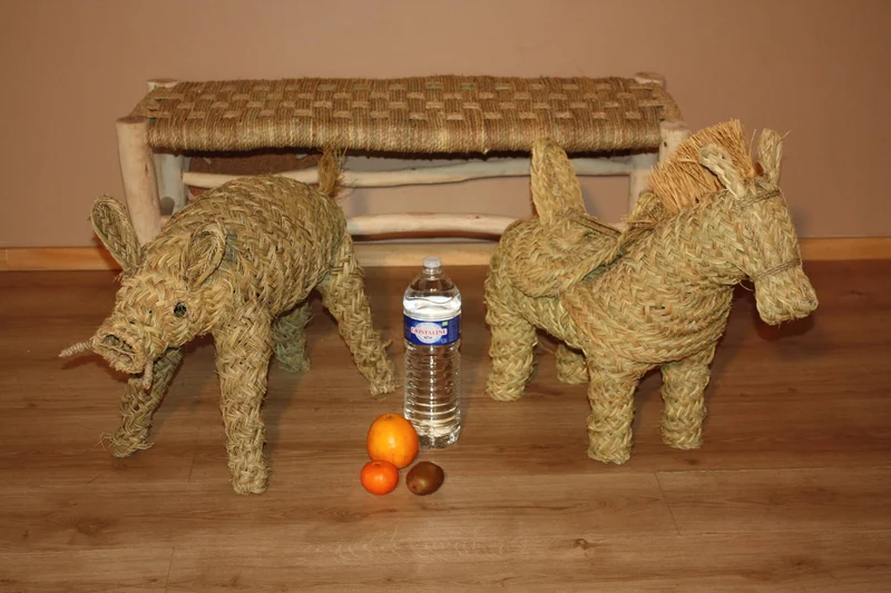 SANGLIER / CHEVAL / ANE en paille - Déco Tressé Palmier - Artisanat palmier rotin osier