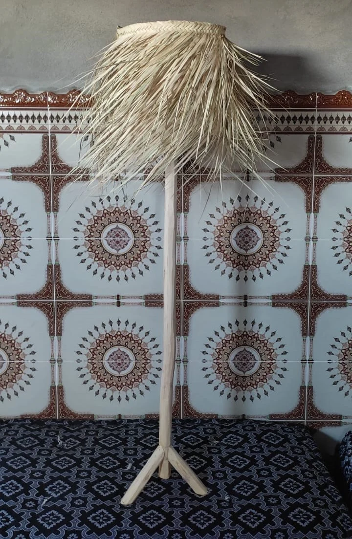 GRANDE Lampe de Salon - BOIS d'Eucalyptus + Abat jour PALMIER - Fait Main - paille rotin osier
