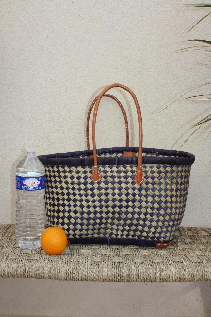 Beau panier à courses - MADAGASCAR - Sac Cabas DAMIER Bleu & Naturel - Tressé à la main - 3 tailles au choix - plage osier paille