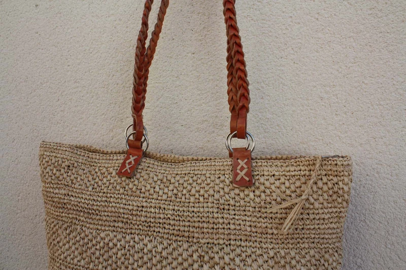 Sac CROCHET RAPHIA - Anses Tresses Cuir + Double Tressage + Pochette intérieure - 100% NATUREL - Fait Main - Artisanat Madagascar -