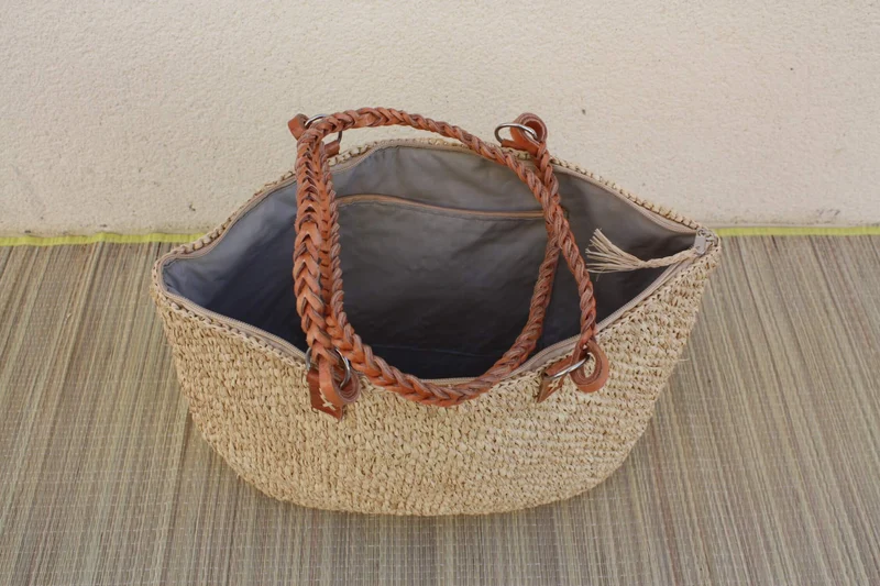 SAC CROCHET RAPHIA - Anses Tressées Cuir - Superbe Tressage - Poche zippé - Entièrement Fait Main - Artisanat de Madagascar -