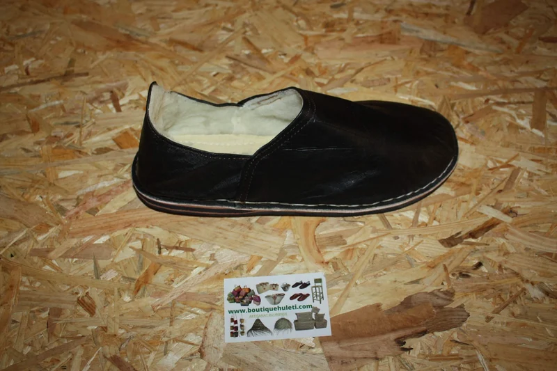 BABOUCHES NOIRES en Cuir - CHAUSSONS Confort - 100% Artisanal - Homme / Femme - Du 38 au 45 -