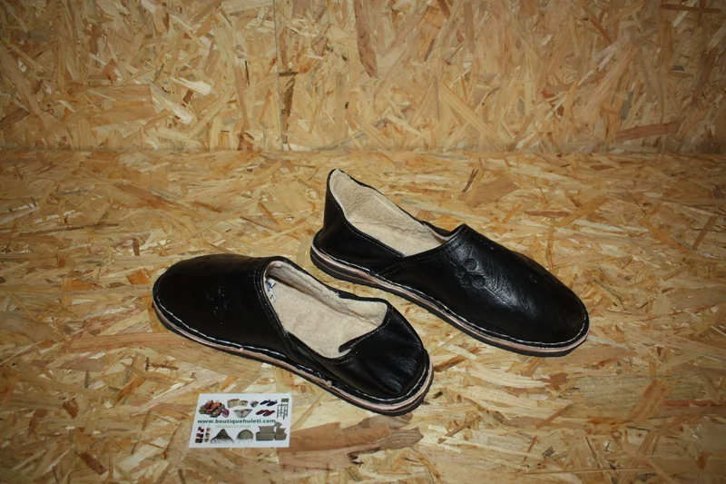 BABOUCHES NOIRES FOURRÉES - Polaire & Cuir - Chaleur et Confort - 100% Artisanal - Homme / Femme - Du 38 au 45 -