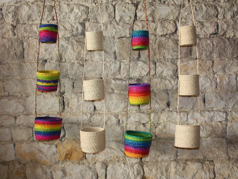 3 Paniers suspendus CROCHET RAPHIA - Naturel & Coloré - Porte épices, plantes, rangement ...