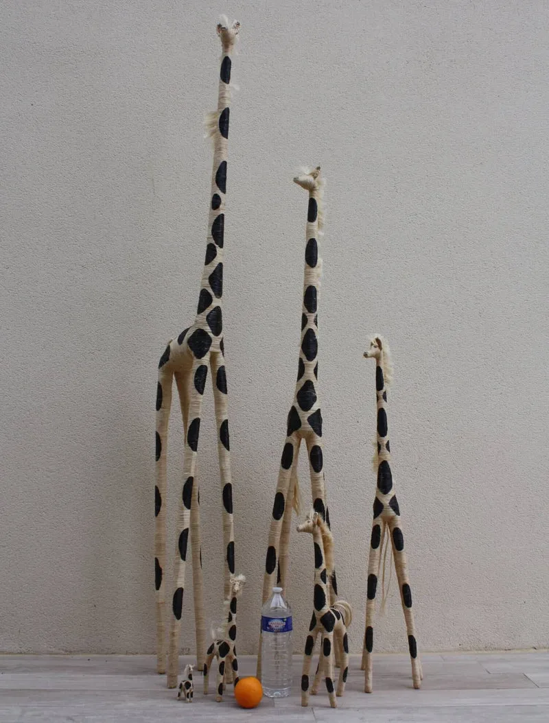 Superbe GIRAFE en RAPHIA - Tressé Main - 6 TAILLES - Artisanat de Madagascar - Décoration Sculpture Statue