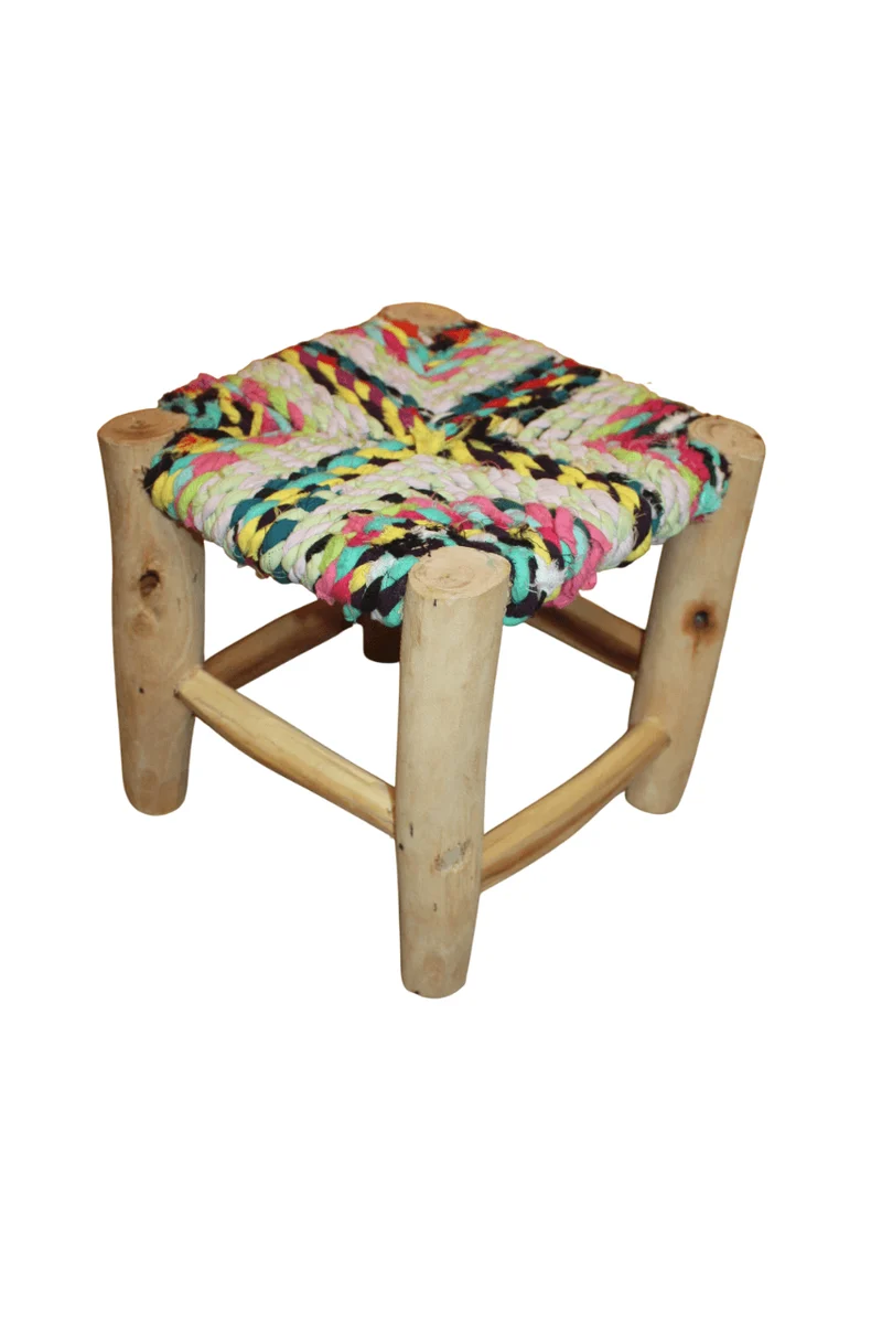 PETIT TABOURET MAROCAIN - Bois de Citronnier & Tissu recyclé - Artisanat Boucherouite - Décoration Durable -