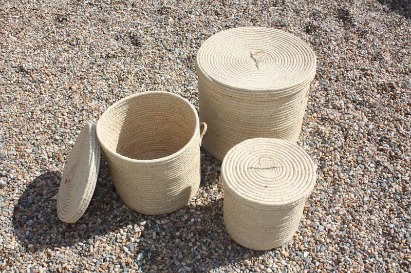 Panier à linge Rond - TRESSÉ MAIN en RAPHIA - Corbeille avec couvercle - osier paille rotin -