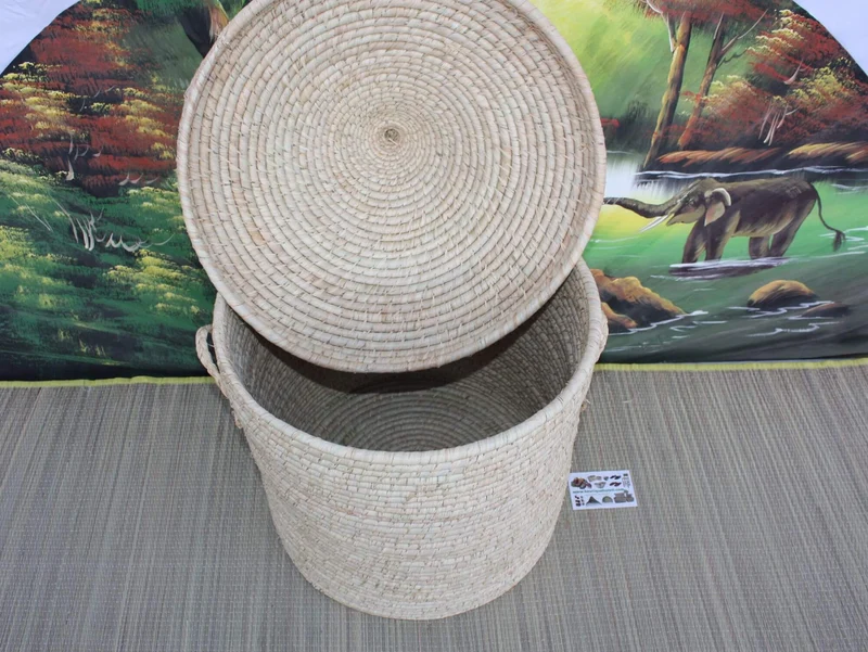 Panier à linge Rond - TRESSÉ MAIN en RAPHIA - Corbeille osier paille rotin - Chapeau Pointu