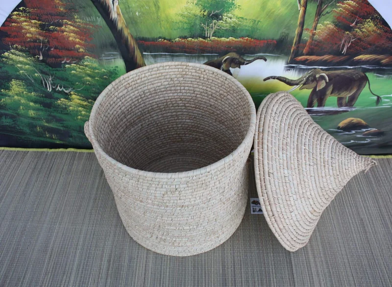 Panier à linge Rond - TRESSÉ MAIN en RAPHIA - Corbeille osier paille rotin - Chapeau Pointu
