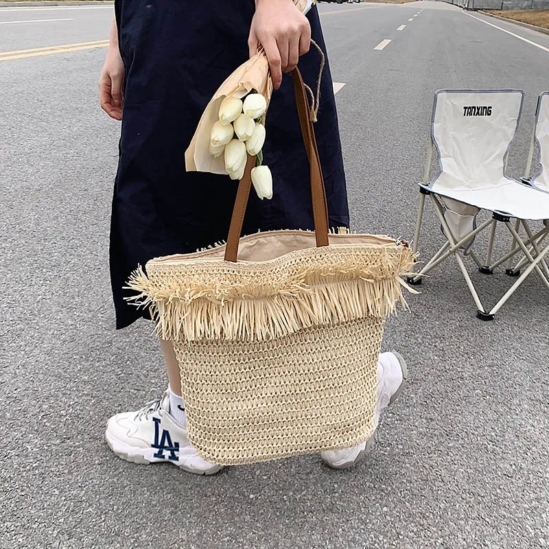 Sac à bandoulière tressé en paille blanche, avec franges, de grande capacité, pour femmes