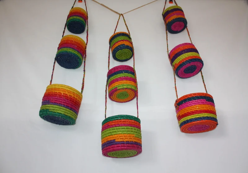 3 Paniers suspendus - CROCHET RAPHIA - Porte épices , plantes ou rangements - MULTICOLORE -