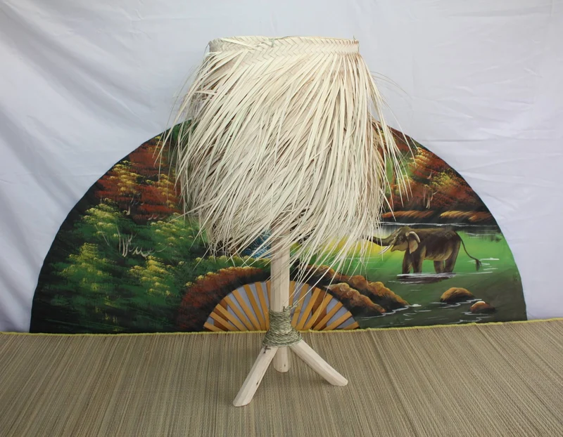 Lampe de Chevet ARTISANALE - BOIS + Abat jour PALMIER - Fait Main paille rotin
