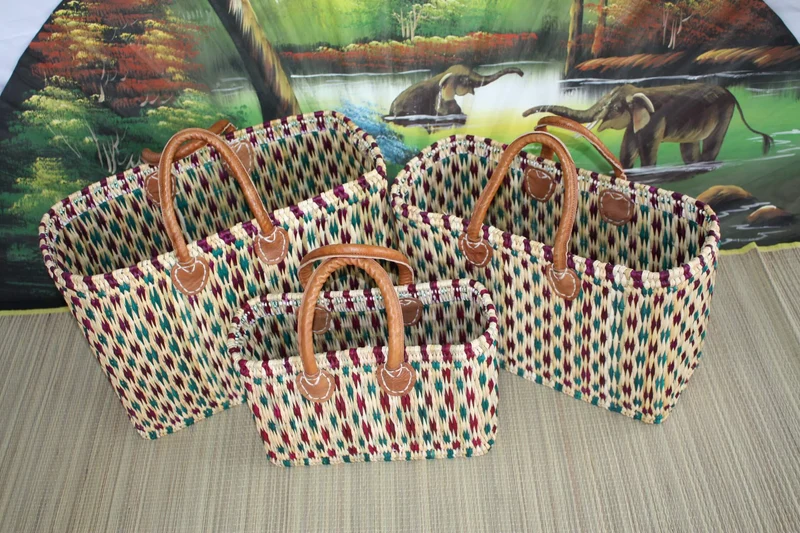 Panier à courses artisanal tressé en jonc à la main - Cabas marchés osier sac rotin - Marocain berbere - Vert & Violet - 3 Tailles