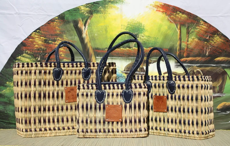 Panier en Jonc MAROCAIN Bleu - FERMETURE zip ÉCLAIR - Sac cabas courses , marchés , travail , plage ... Anses courtes et longues