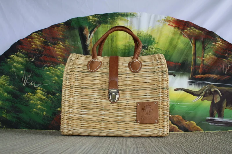 Panier Valisette fermoir Cuir - Sac à main Bandoulière - Artisanal Tressé Main - CRÉATION UNIQUE HULÉTI