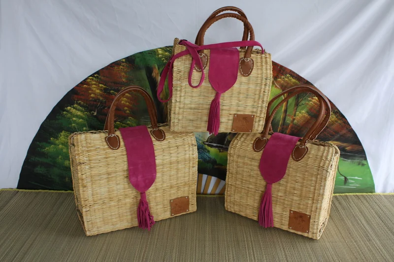 Panier fermeture rabat Daim Rose - Sac à main avec bandoulière / Cabas à courses chic : Choisissez celui qui vous convient ! CRÉATION UNIQUE
