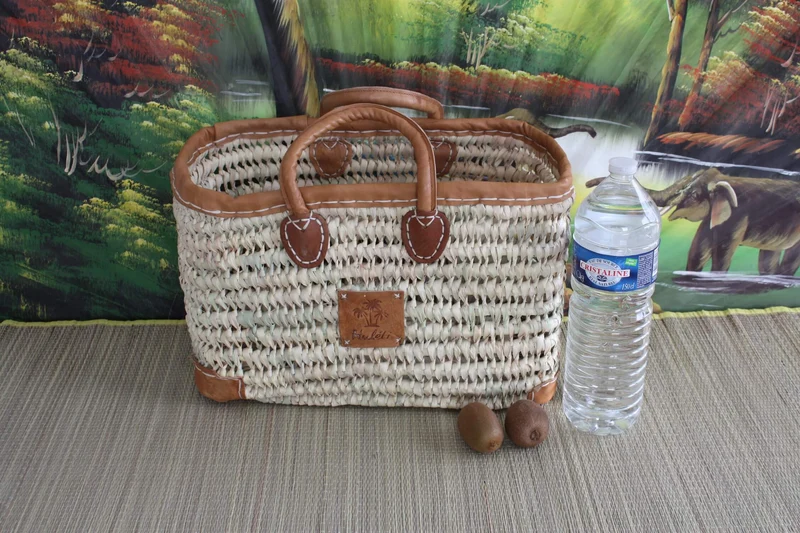 MAGNIFIQUE Panier en palmier nain - Grand RENFORTS CUIR - Sac cabas de courses, marché, plage - Original et Solide -